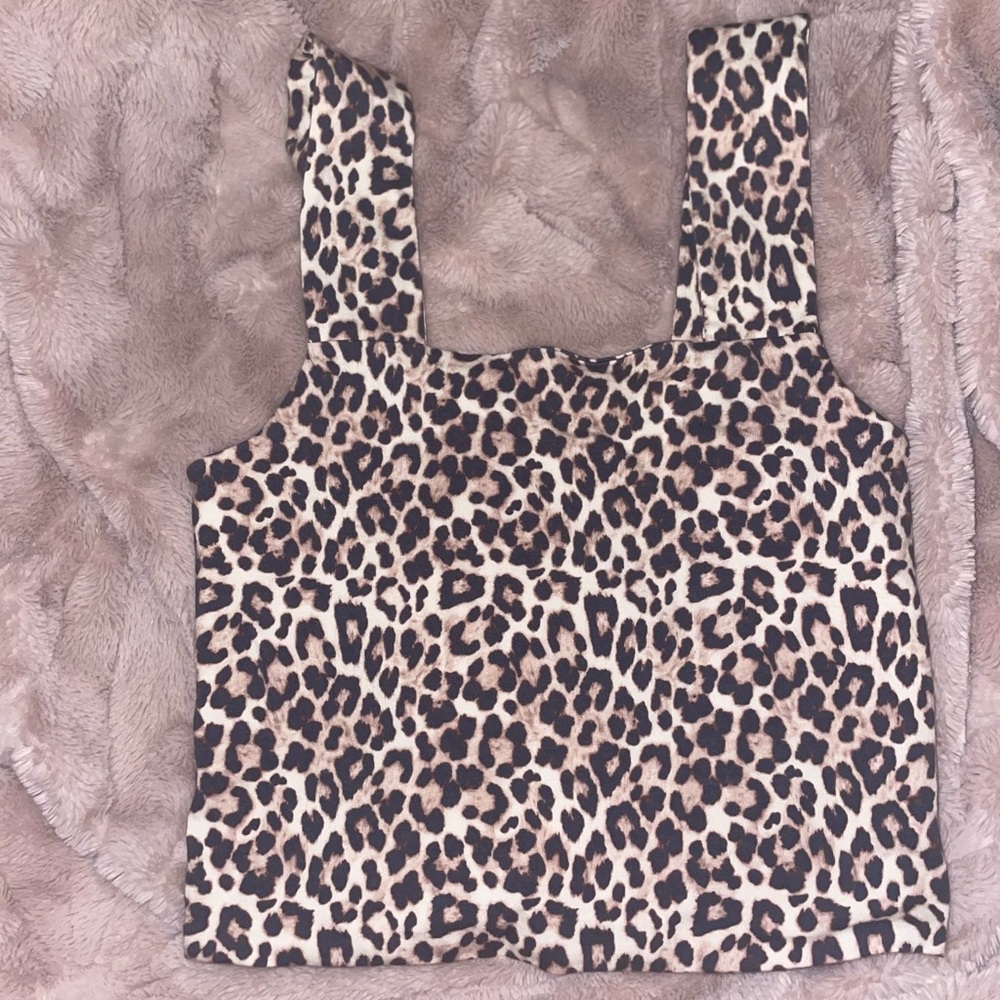 American Eagle Cheetah Print Tank Top. Size: Small; never worn